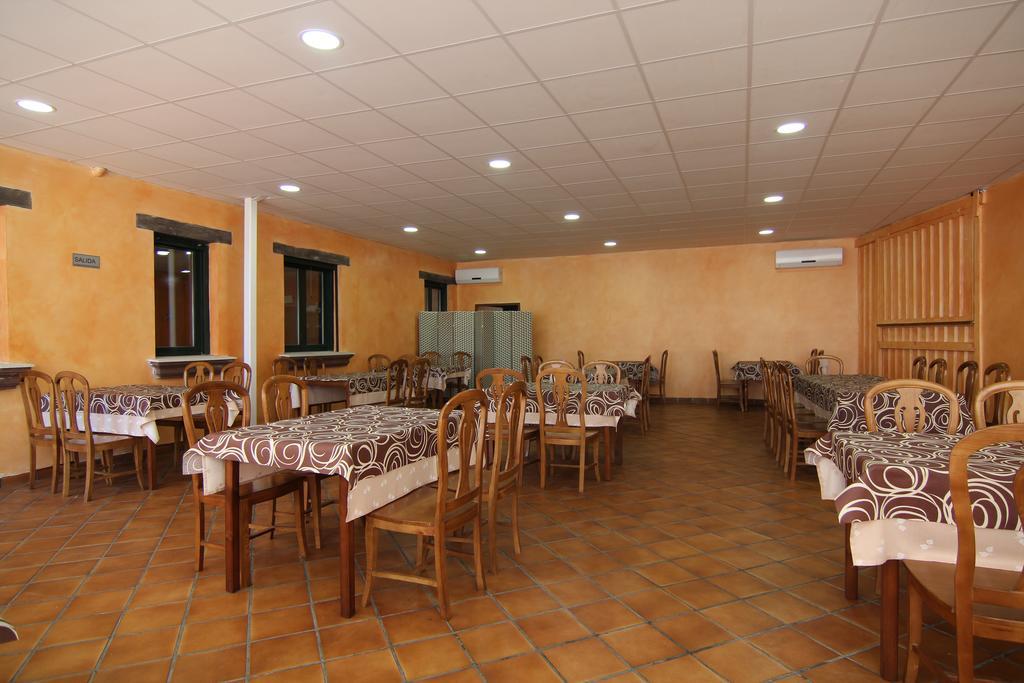 Hotel Rural Hojaranzos Tejeda Del Tietar Luaran gambar
