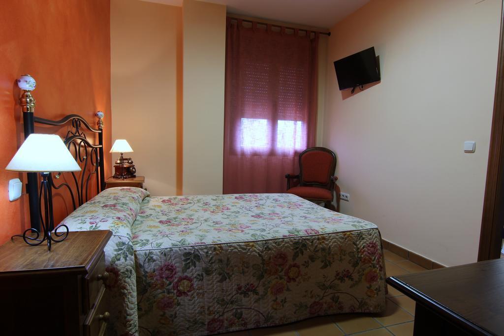 Hotel Rural Hojaranzos Tejeda Del Tietar Luaran gambar