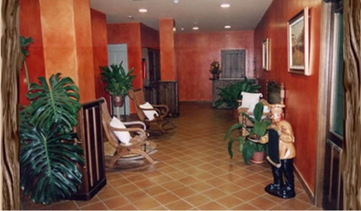 Hotel Rural Hojaranzos Tejeda Del Tietar Dalaman gambar